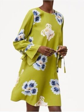 LOFT Green Floral Shift Dress